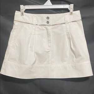 Burberry London Mini Skirt in White Size 2